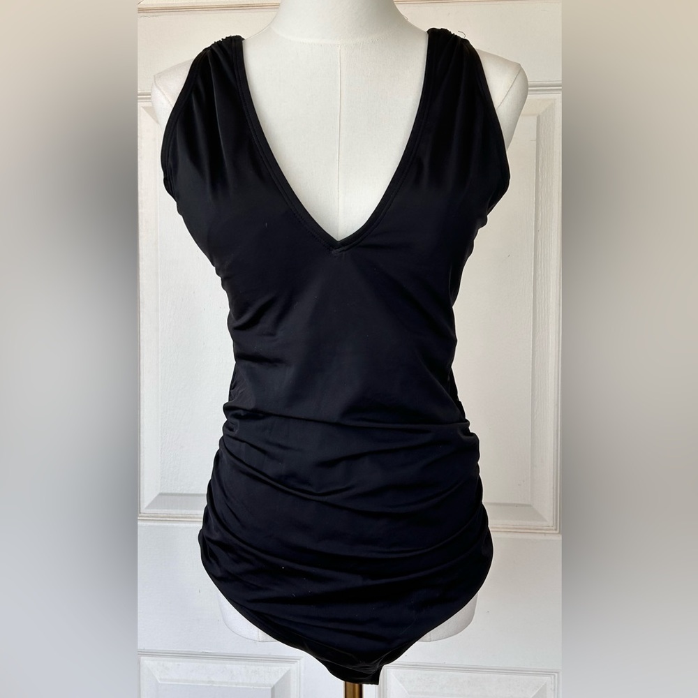 Venus Brand One Piece Swim‎ Suit Side Gathers X Back Straps Size 14